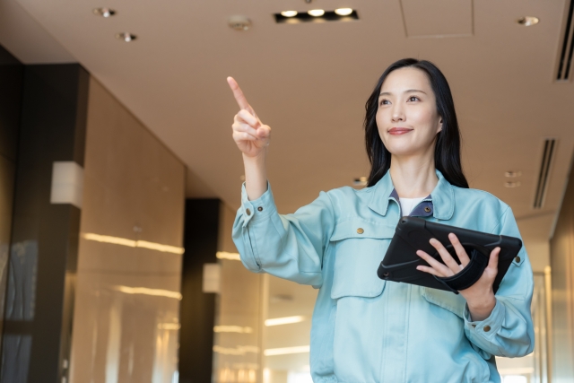 女性　保守